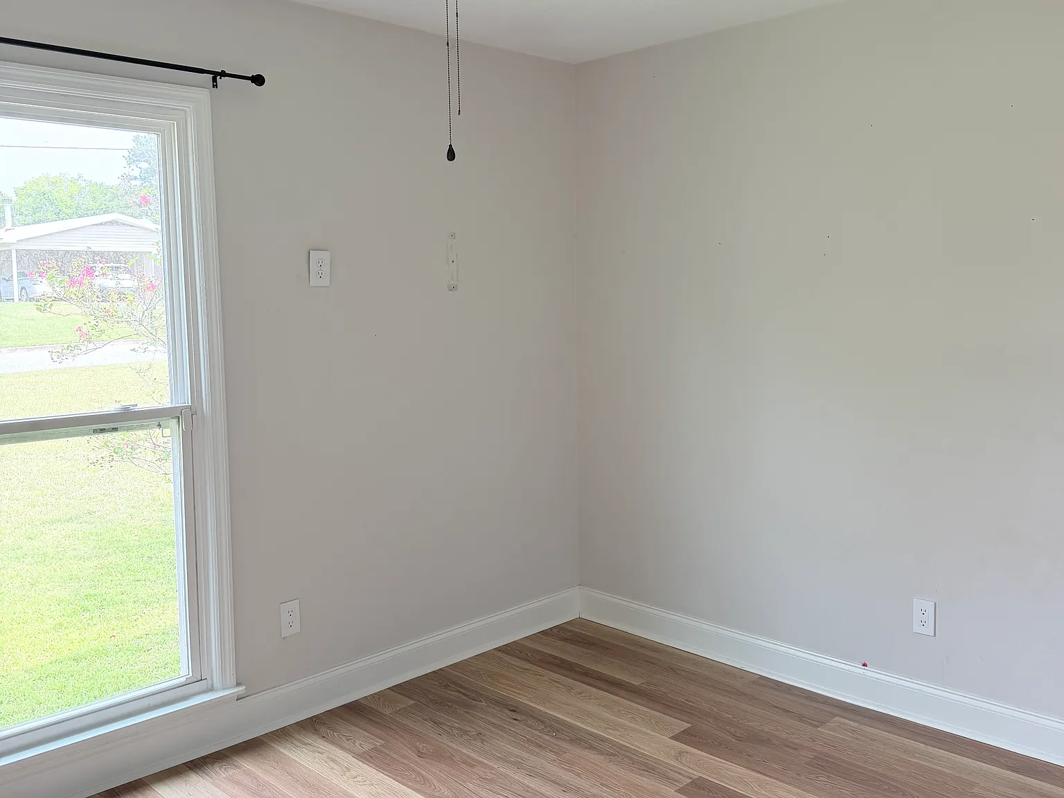 3 bed, 1247 sqft, $1,650 — Photo 4