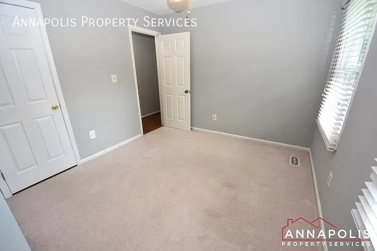 1915 Ridgewood Rd — Photo 22