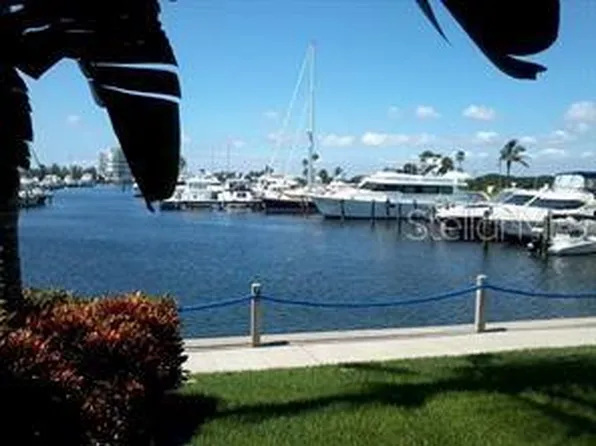 2800 Harbourside Dr #M-07, Longboat Key, FL 34228