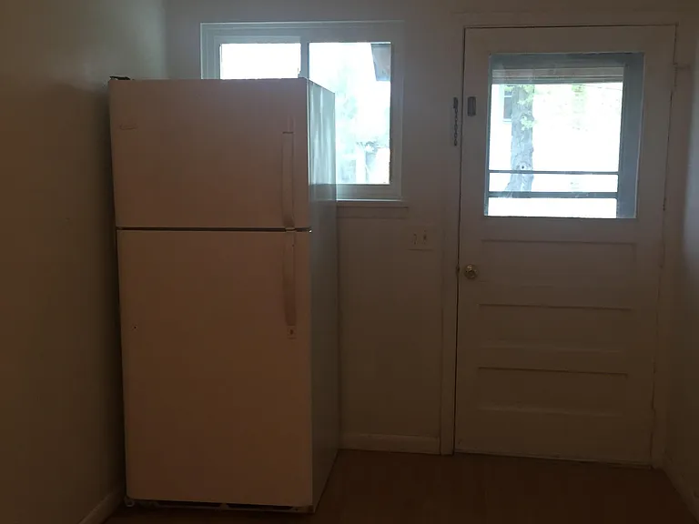 8866 Main St #1 — Photo 7