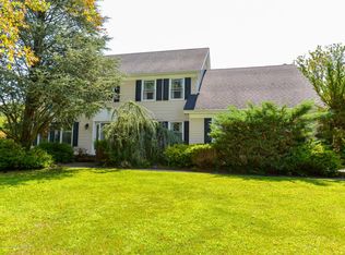 17 Dimisa Dr, Holmdel, NJ 07733
