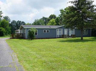 11935 Beardslee Rd, Perry, MI 48872