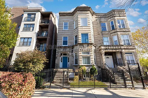 4241 S Calumet Ave #1 Photo 1