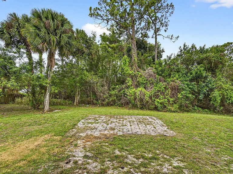16932 Okeechobee Blvd — Photo 46