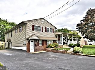 25 Melvins Rd, Telford, PA 18969