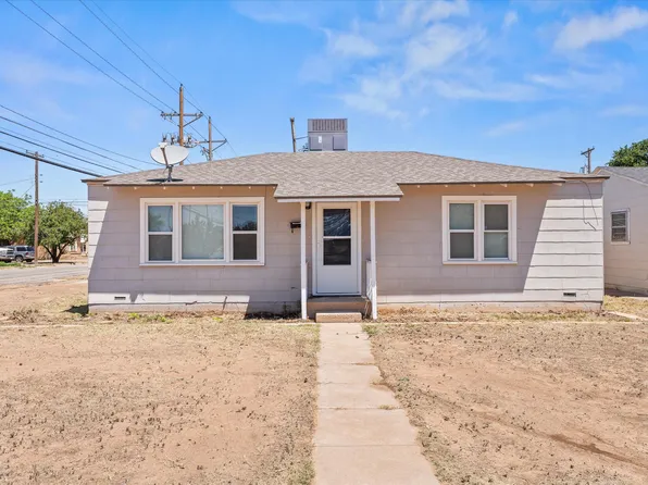 211 16th St, Levelland, TX 79336