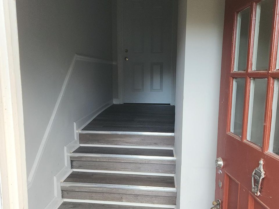 2nd image of 742 Charles Allen Dr NE APT 3
