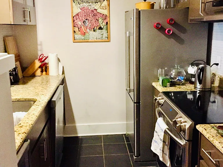 519 S Edgewood St #104 — Photo 5