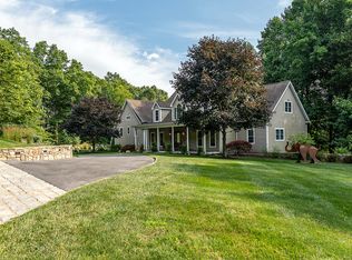 68 Carriage Ln, Roxbury, CT 06783