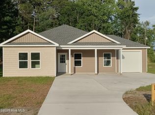 939 Hickman Rd, Tabor City, NC 28463