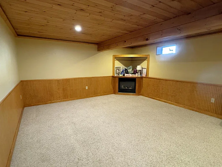 399 Pond St #B6 — Photo 16