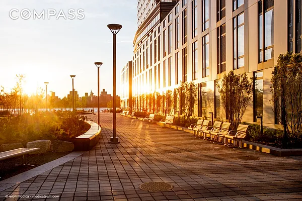 Rented by Compass | media 51