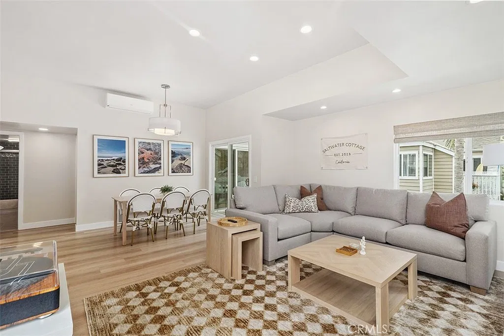 2 bed, 1022 sqft, $5,600 — Photo 4