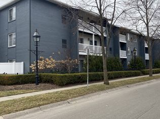 662 Purdy St APT 103, Birmingham, MI 48009