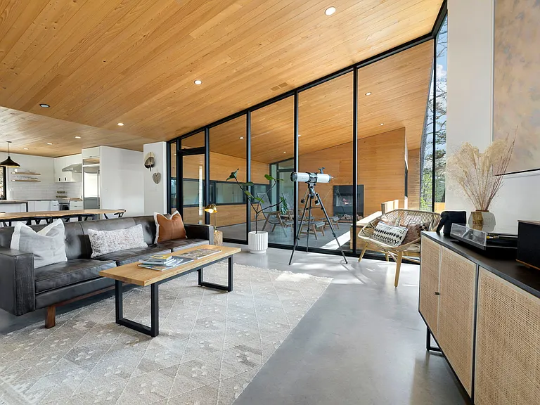 8463 Tanglewood Rd #ID1221905P — Photo 11