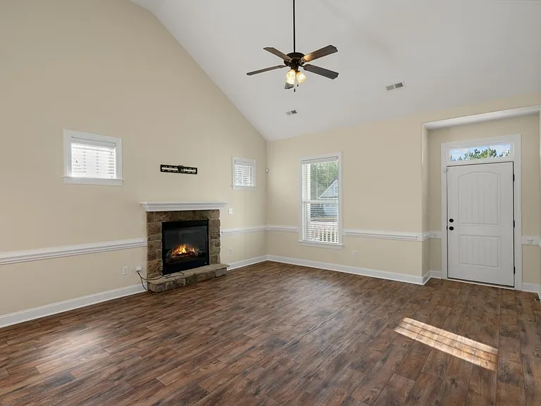 2508 Chelsea Dr NW — Photo 6