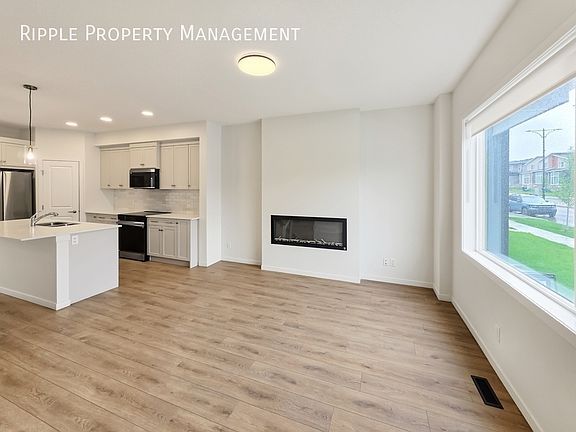 2nd image of 2205 Bayview Dr SW #Na