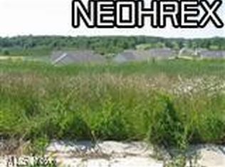Drake View Ct, North Lima, OH 44452