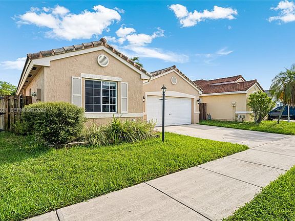 3rd image of 15840 SW 85th St