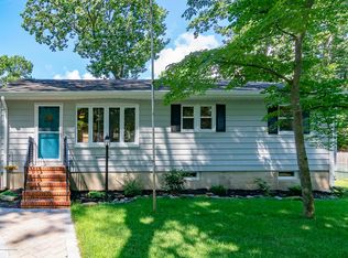 206B Ruth Pl, Eatontown, NJ 07724
