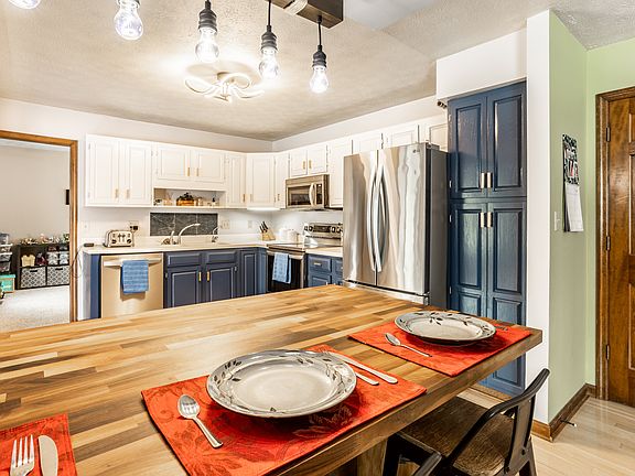 5th image of 1103 Ridgeway Dr