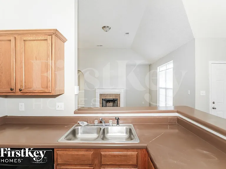 4566 Tulip Bend Dr — Photo 5