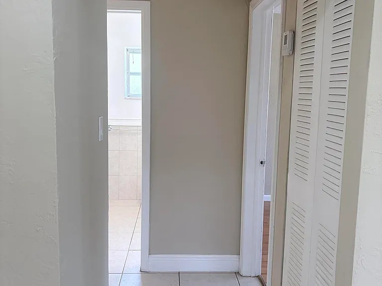 7302 Westwood Dr — Photo 8