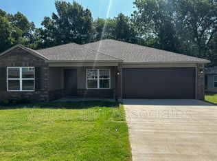 6805 SW Chestnut Hill Rd, Bentonville, AR 72712