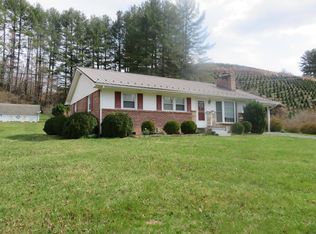 1662 Troutdale Hwy, Mouth Of Wilson, VA 24363