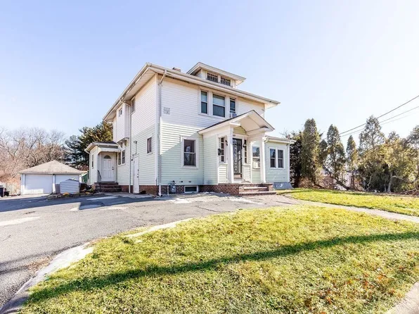252 West St, Brockton, MA 02301