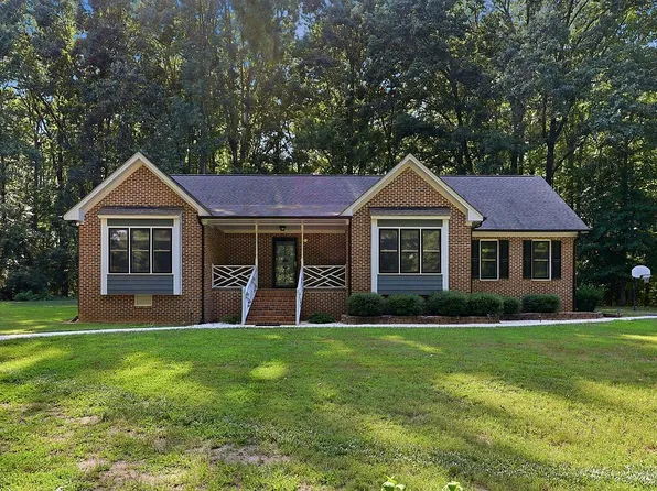 946 Cooke Rd, Louisburg, NC 27549