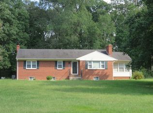12811 Waldorf Forest Rd, Waldorf, MD 20601