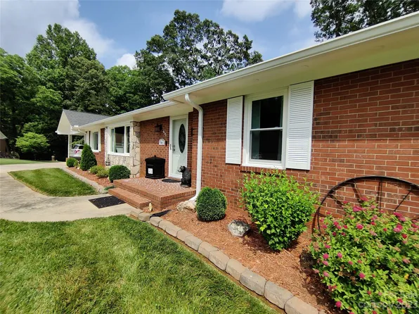 455 Kings Dr, Salisbury, NC 28144