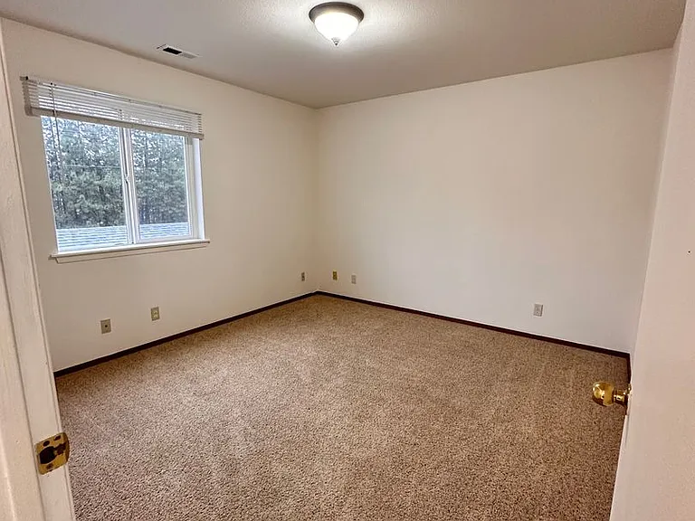 1877 W Fairway Dr — Photo 11