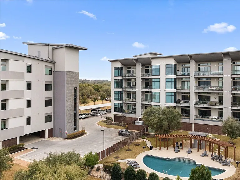 5921 Hi Line Rd #1303 — Photo 36