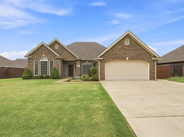 1604 Lakeview Dr, Kingfisher, OK 73750