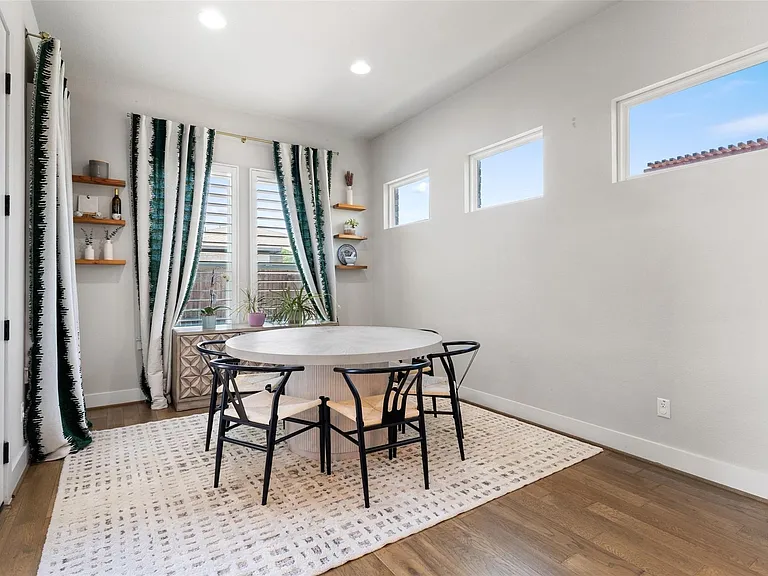 1608 Carmine Dr — Photo 15