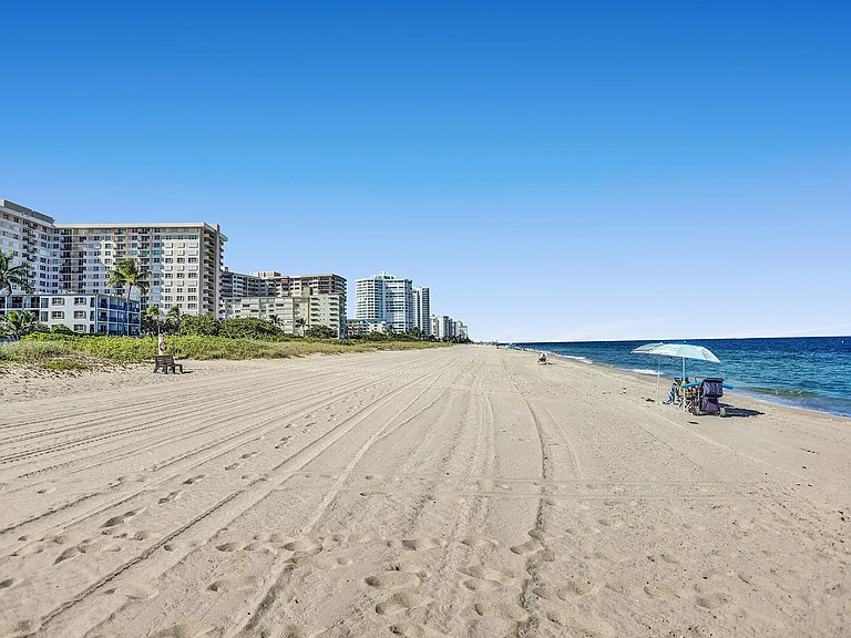 2000 S Ocean Blvd #LC — Photo 60