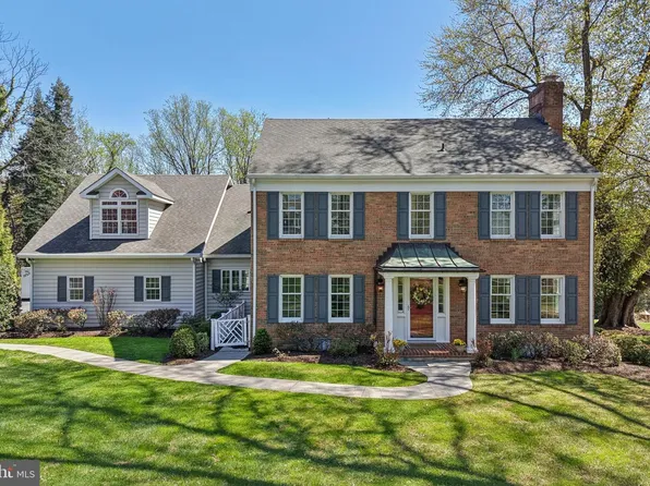 4115 Ravenhurst Cir, Glen Arm, MD 21057