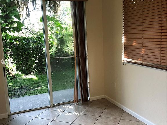 5th image of 21213 NW 14th Pl APT 821