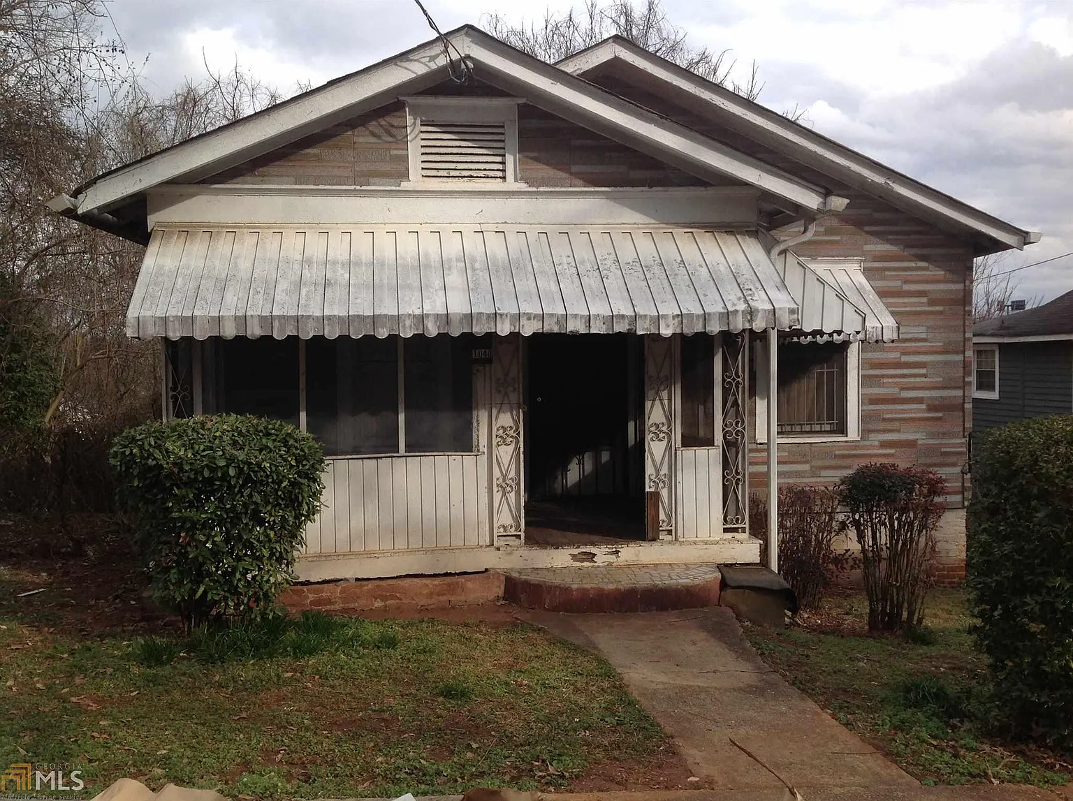 1040 Coleman St SW photo 1