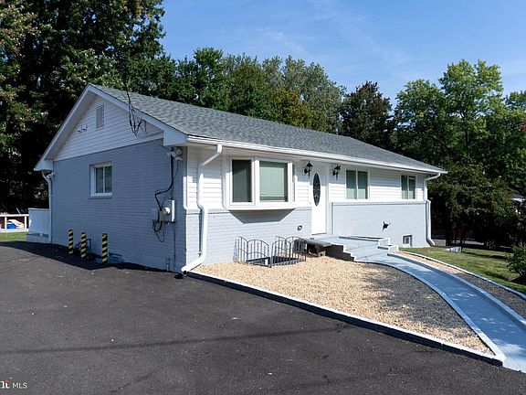 2nd image of 8008 Boundary Dr