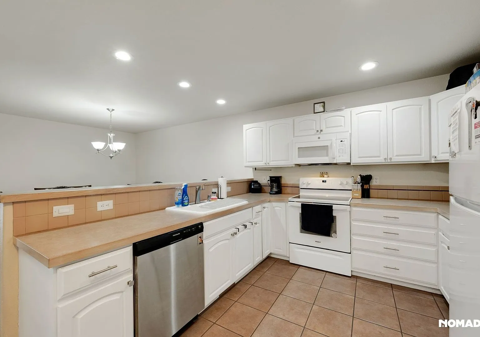 Spacious 4BR Townhome in Greeley — Photo 4