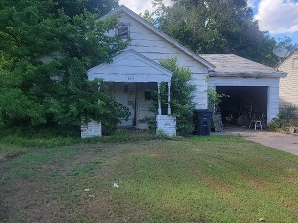 614 W Nagel Ave, Enid, OK 73701