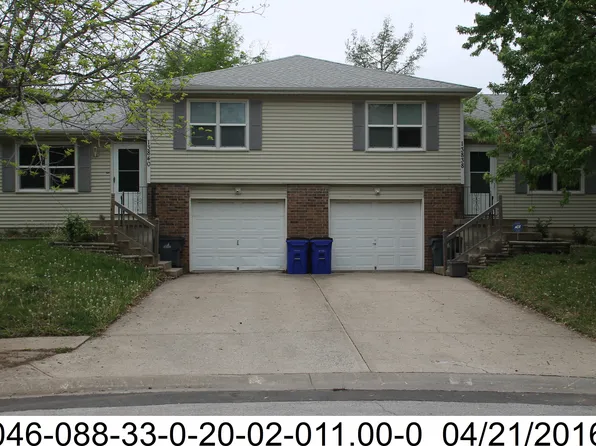 13838 S Constance Ct, Olathe, KS 66062