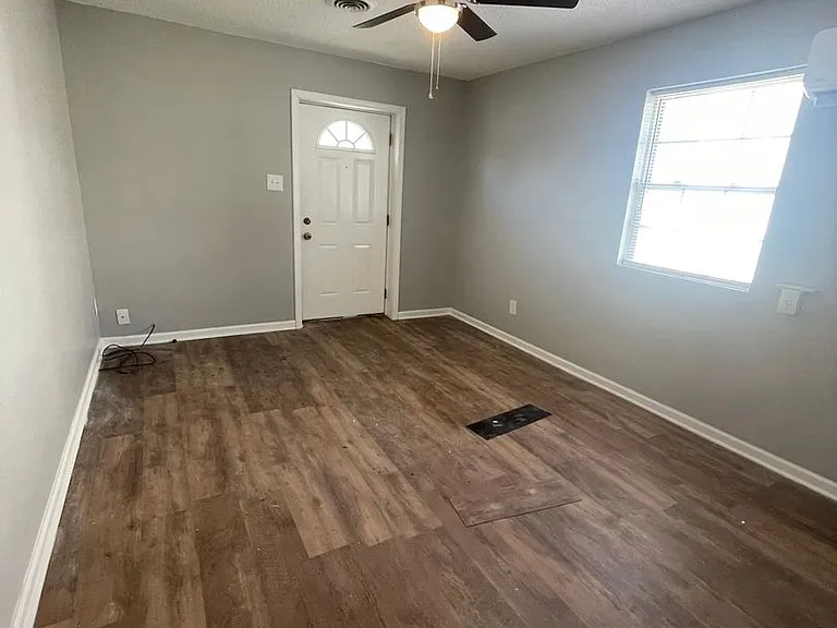 1011A Tuscaloosa St — Photo 4
