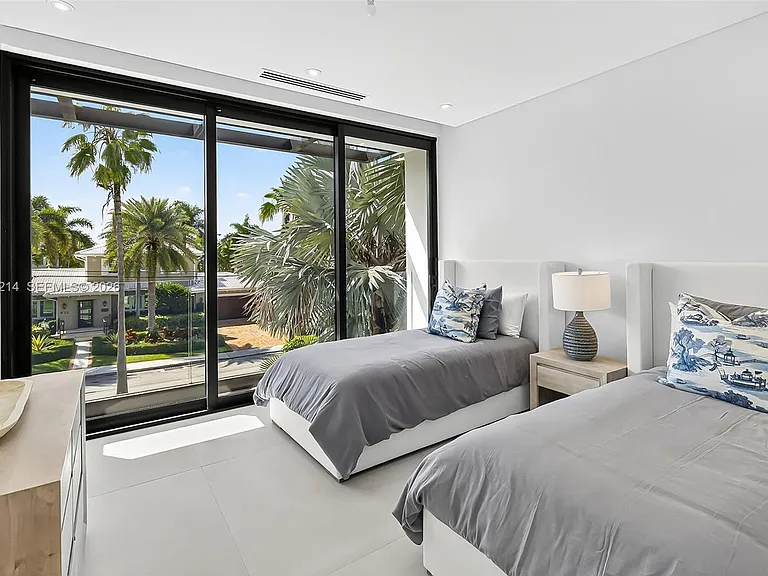 620 Solar Isle Dr — Photo 60