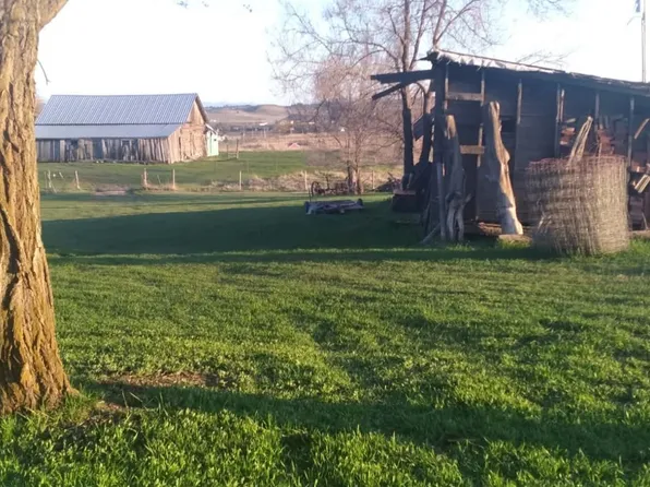 33443 Fox Ln, Polson, MT 59860