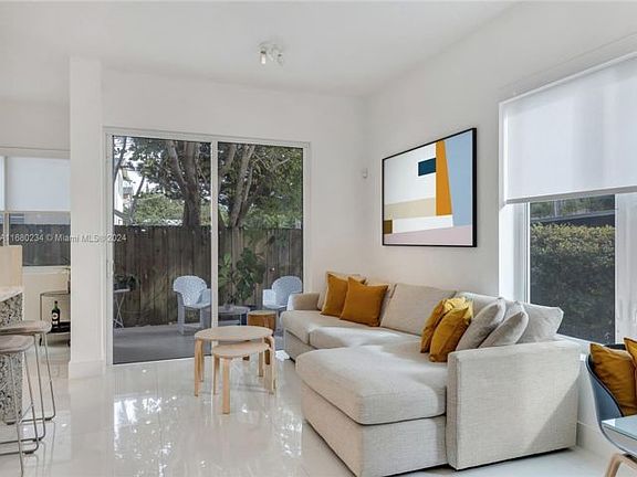 3rd image of 3501 Day Ave Unit 3501