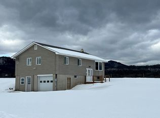 110 Napper Rd, Westport, NY 12993